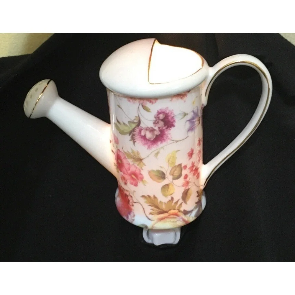 Vtg. Kirklands WATERING CAN NIGHT LIGHT 5